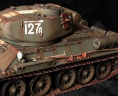 T-34-85 - mod 1944 - 06p - réa 2023 - 17