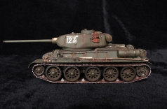 T-34-85 - mod 1944 - 06p - réa 2023 - 01