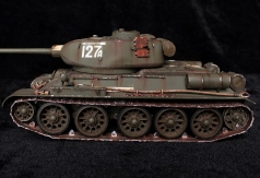 T-34-85 - mod 1944 - 06p - réa 2023 - 02