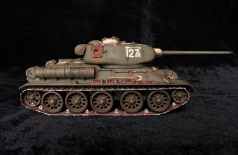 T-34-85 - mod 1944 - 06p - réa 2023 - 55