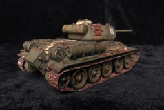 T-34-85 - mod 1944 - 06p - réa 2023 - 60