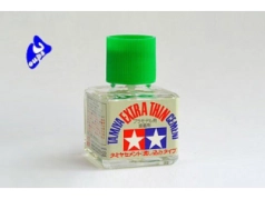 colle pinceau fluide